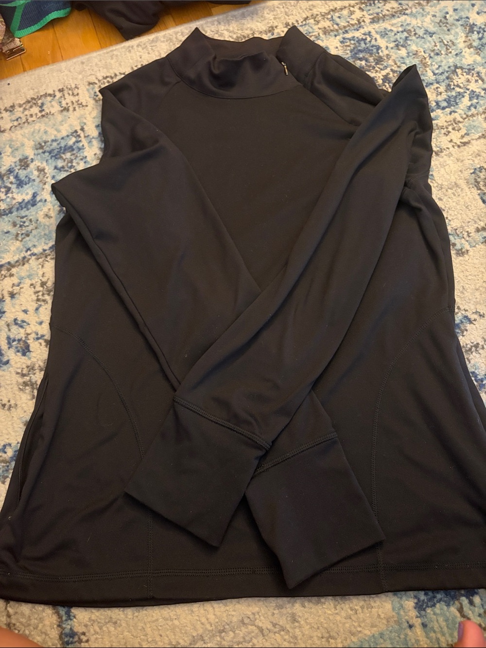 Yogalicious Black Women's Mock Neck Pullover